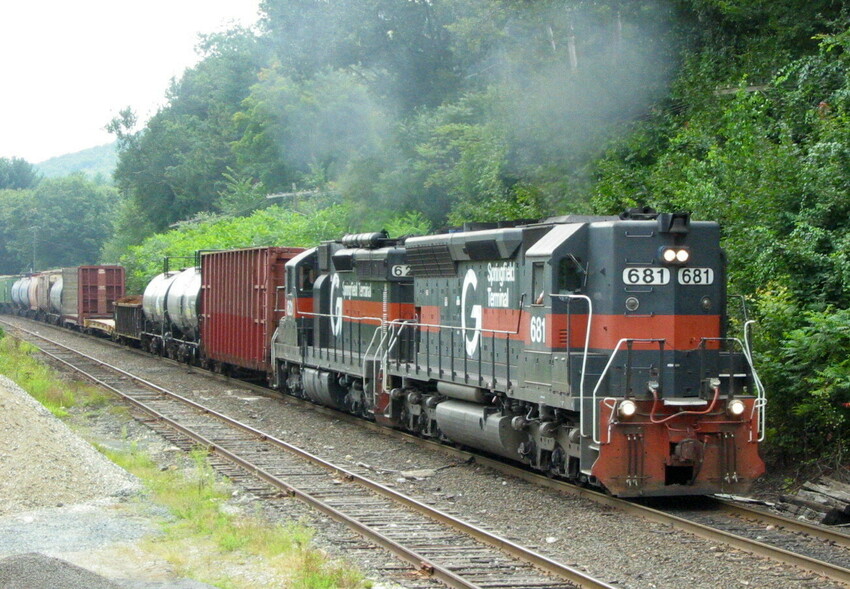 Photo of GRS SD45 and SD26 at Shelburne Falls