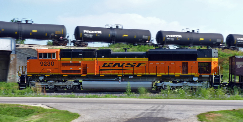 Photo of BNSF action at Cameron IL