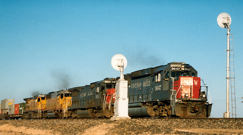Photo of UP Intermodal train westbound at Maricopa AZ