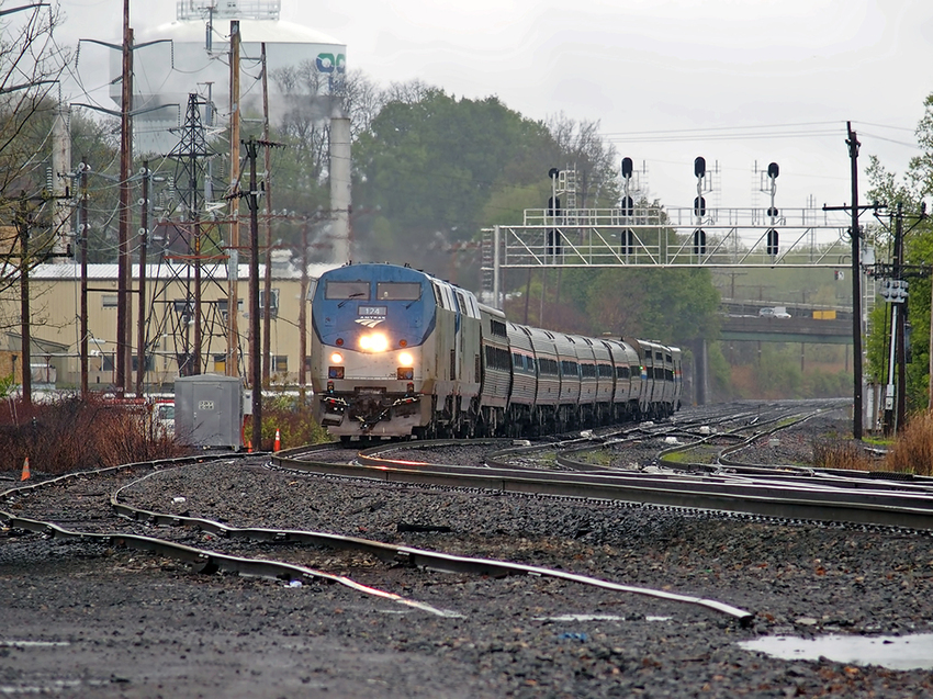 Photo of The Eastbound Lake Shore Limited at East Syracuse, NY