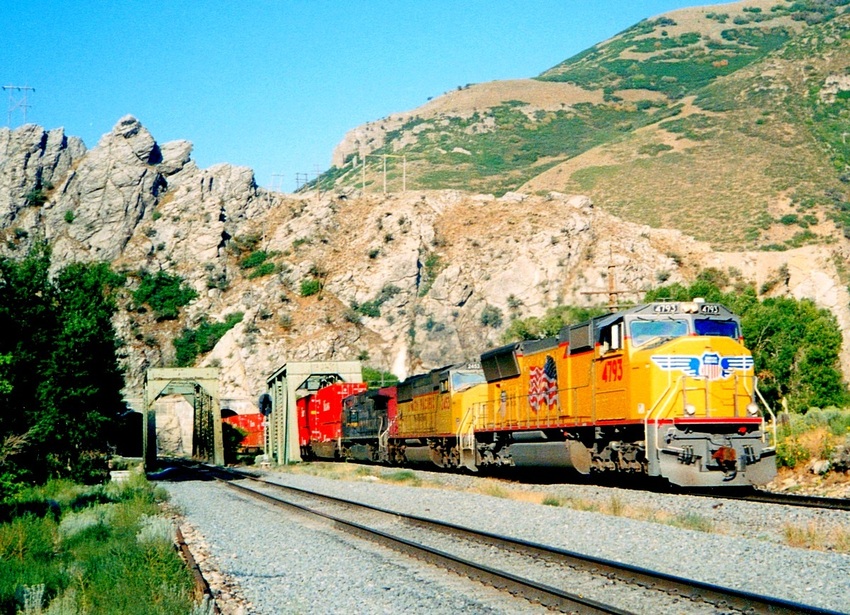 Photo of UP eastbound crossing the Weber River in Utah