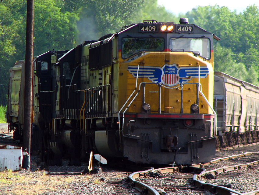 Photo of Union Pacific #4409 at Ithaca, NY