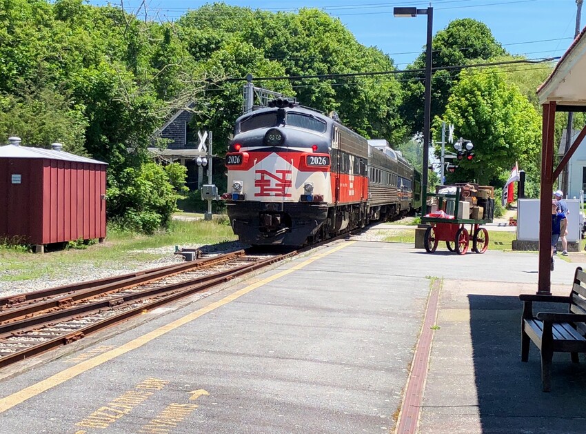 Photo of Cape Cod Central Scenic train leaves West Barnstable