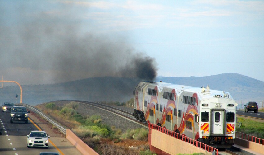 Photo of NM Rail Runner south bound to Albuquerque
