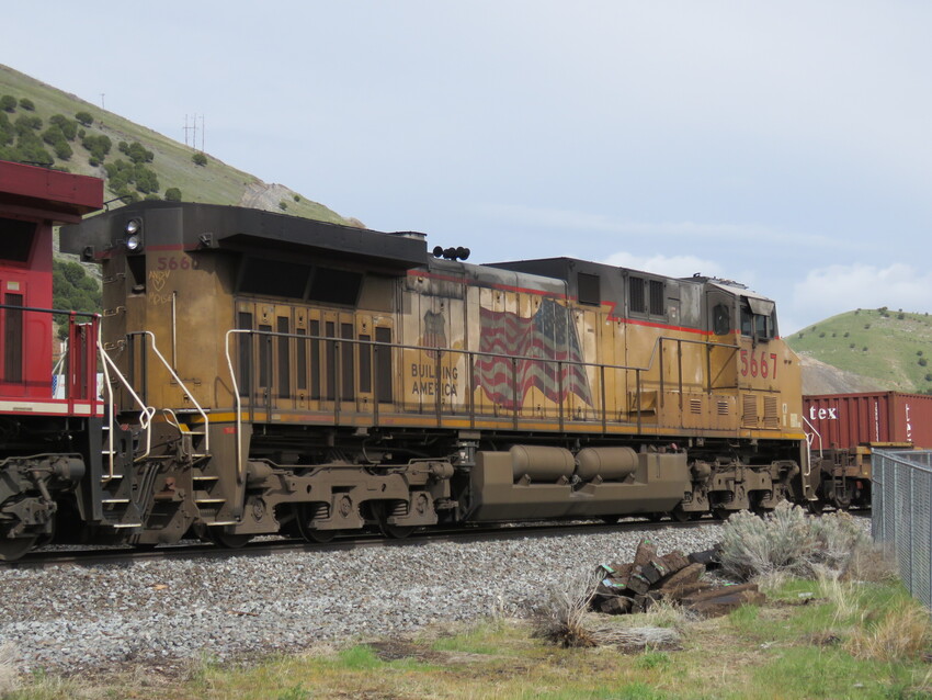 Photo of UP 5667