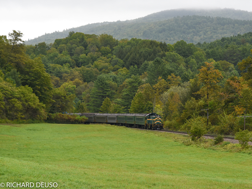 Photo of GMRC foliage train