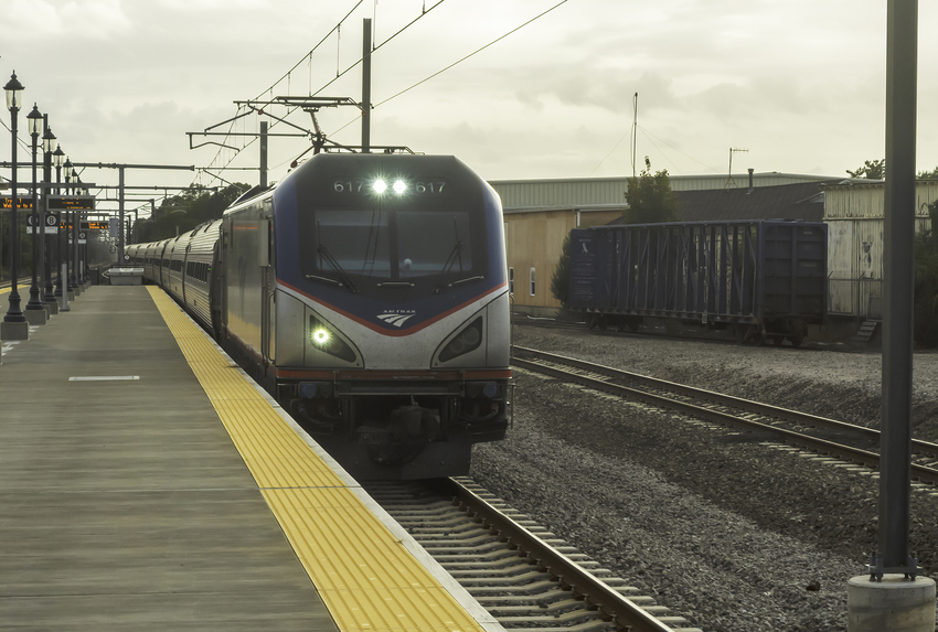 Photo of Amtrak Train 82 Arriving Kingston Station on Track 3
