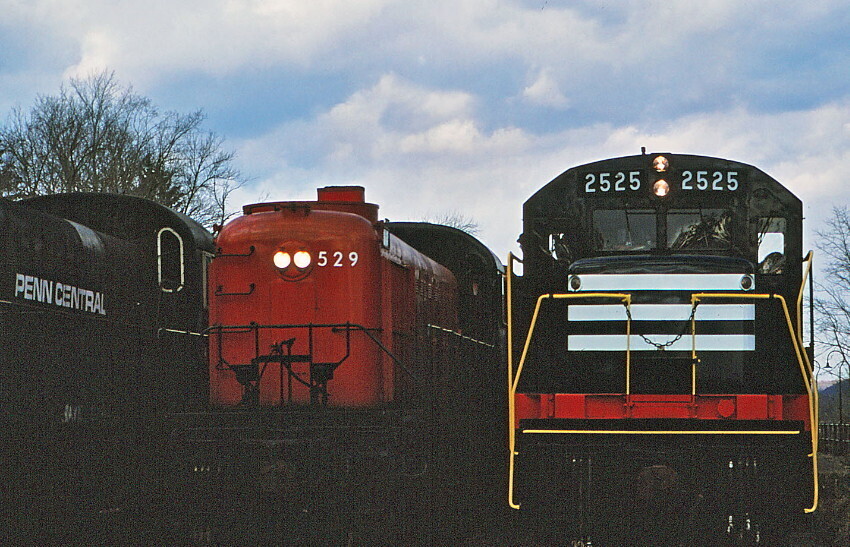 Photo of Penn Central & New Haven @ Essex, Ct.