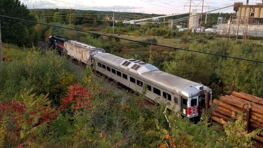 Photo of A New Haven Budd on Boston & Maine Rails