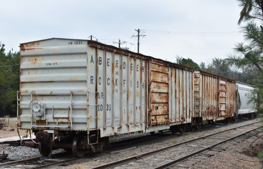 Photo of Aberdeen & Rockfish boxcars sit on siding