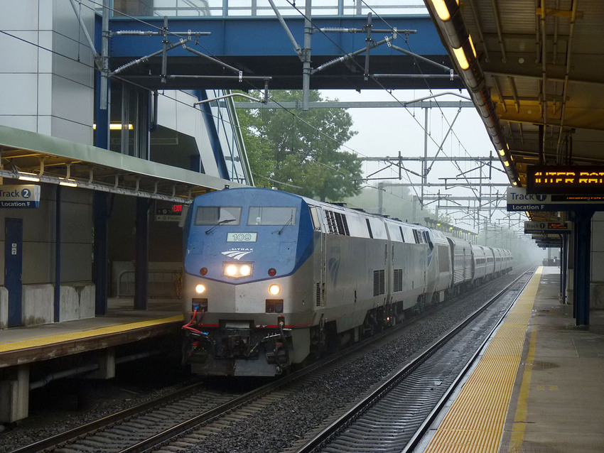 Photo of Amtrak 66 arrives RTE