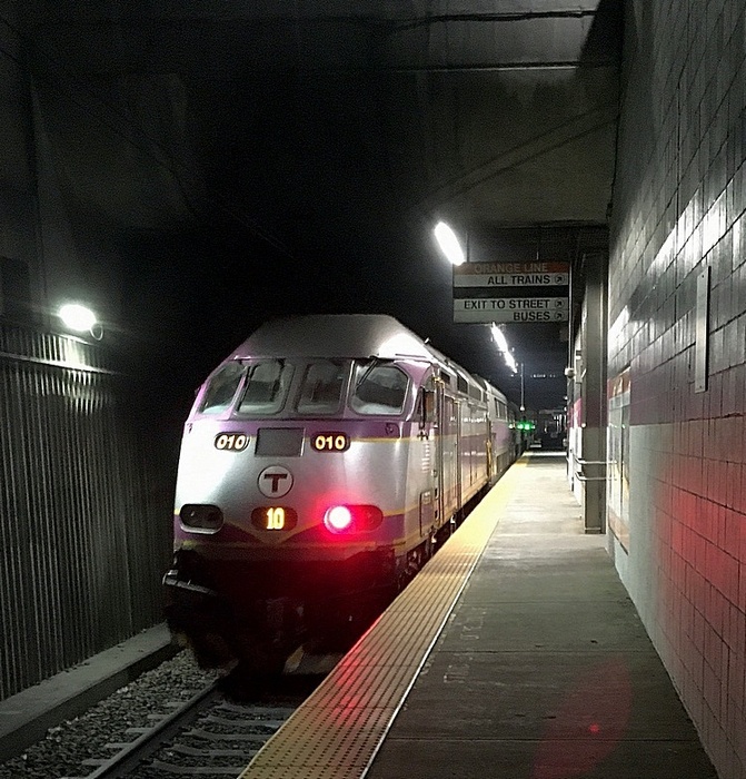 Photo of MBTA train 1616 at Ruggles