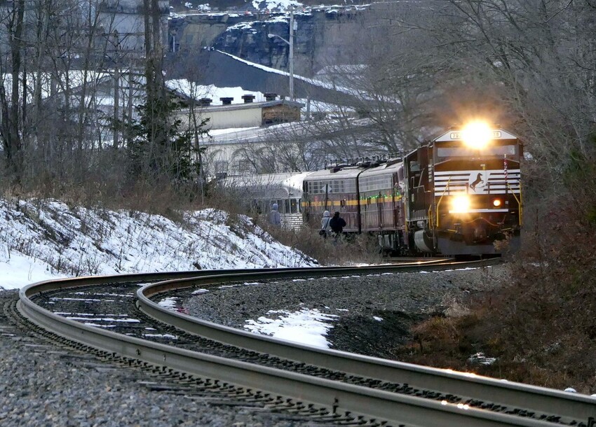 Photo of Toys for Tots train at Howes Cave
