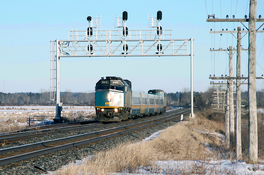 Photo of VIA Rail Canada Train 65 at Leeds, Ontario
