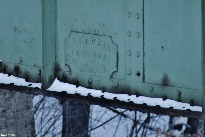 Photo of Old Summit Hill Rd. Bridge builder plate
