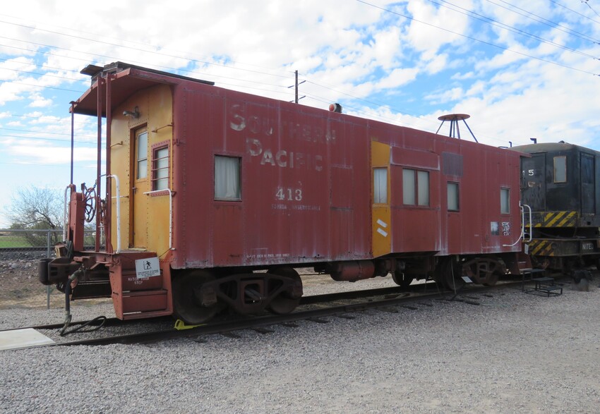 Photo of Southern Pacific caboose #413