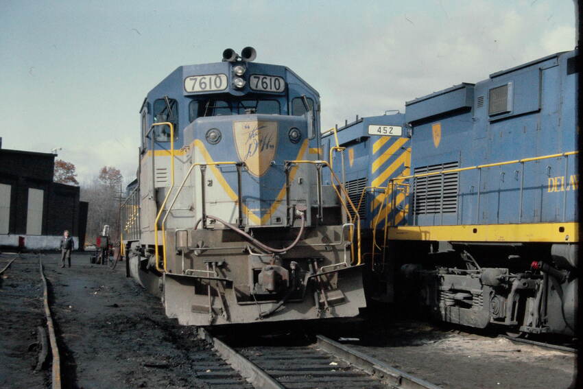 Photo of The last of the EMD's on the D&H