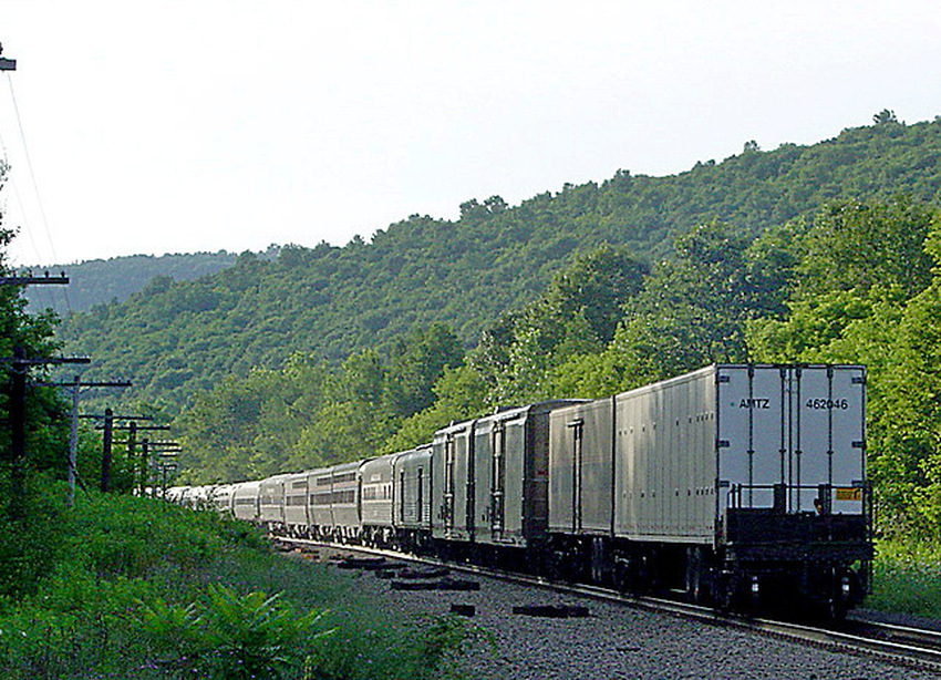Photo of When Amtrak hauled freight