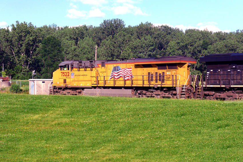 Photo of Union Pacific 7522 at Ithaca, New York