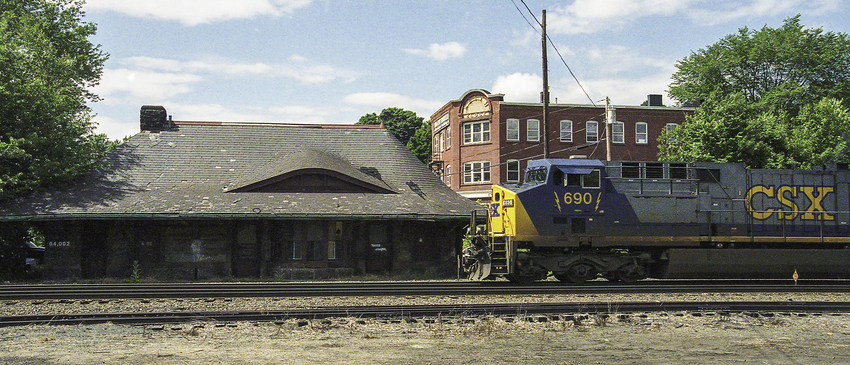 Photo of CSXT 690 in Front of the Former East Brookfield, MA Depot
