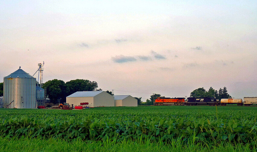 Photo of Chasing BNSF across NW Illinois - 3