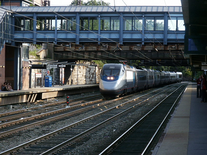 Photo of Amtrak's Acela Express at New Rochelle