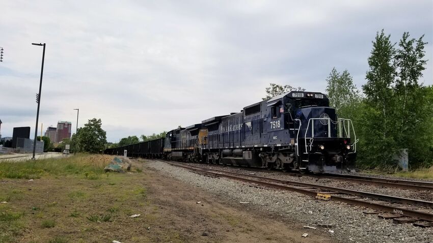 Photo of NA-1 7518 Rolling Through Manchester Yard