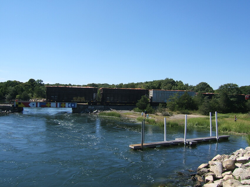 Photo of 4 Loads of C&D clear Back River bridge
