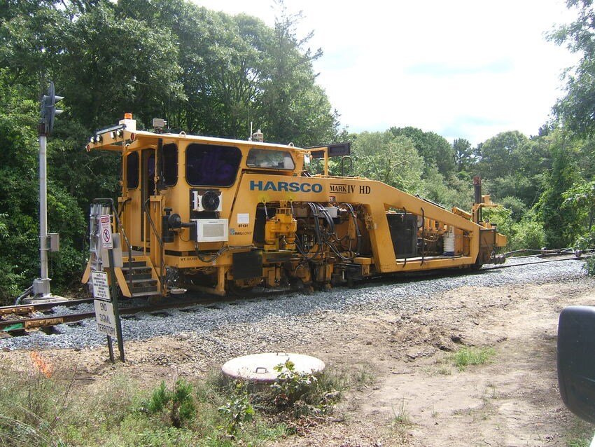 Photo of Railworks Ballast Tamper at Bell Rd MP 0.40