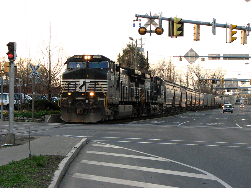 Photo of Norfolk Southern 9518 in Ithaca, NY