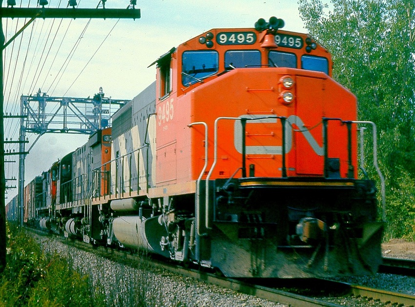 Photo of Conrail eb at Wayneport in summer of '76