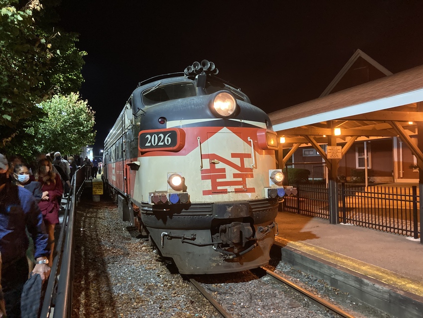 Photo of Final Arrival of Dinner Train for 2020