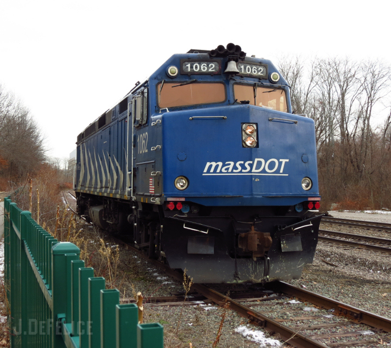 Photo of MBTA/MassDOT 1062 at Hill's Crossing...