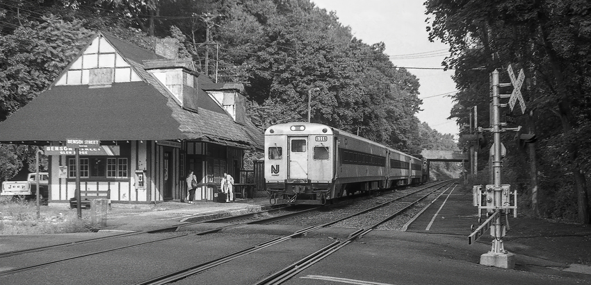 Photo of NJ Transit Stopping at ex-Erie Benson St. Station in Glen Ridge, NJ