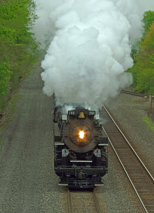 Photo of NKP 765 leading NS Employee Excursion at Elyria