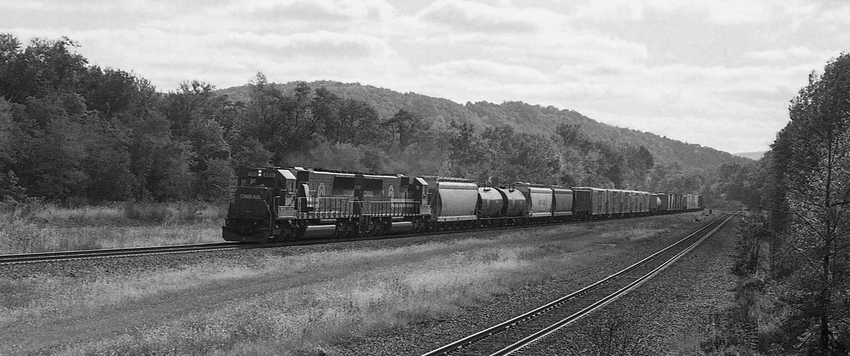 Photo of Westbound Conrail Freight at Historic Denholm, PA - 2nd Train