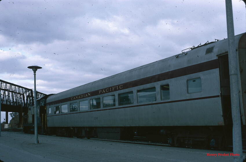 Photo of Canadian Pacific coach