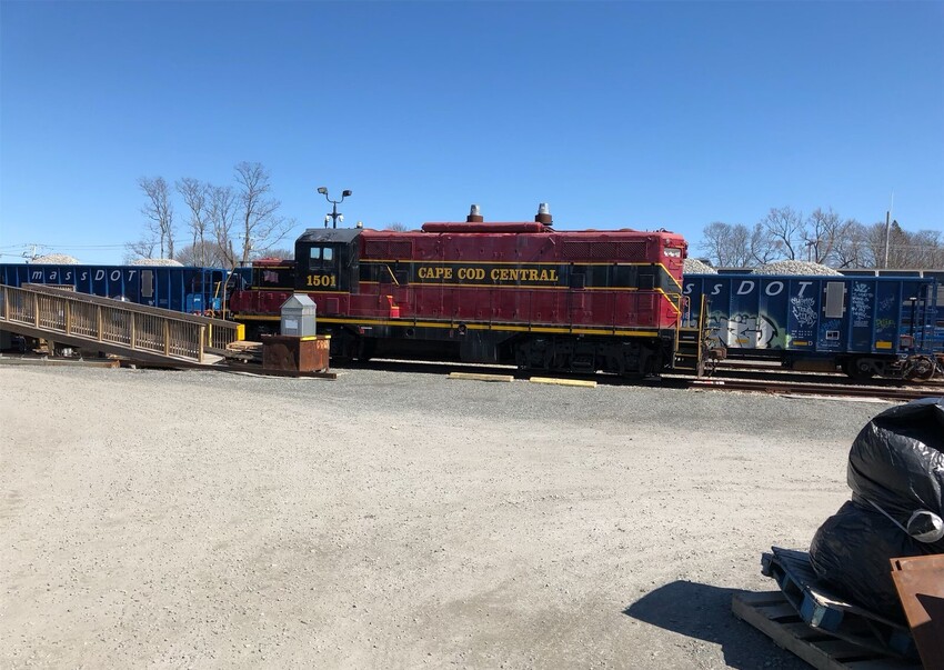Photo of CCC 1501 at Hyannis
