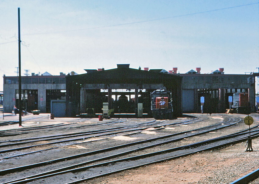 Photo of Southern Pacific @ Roseville, CA.