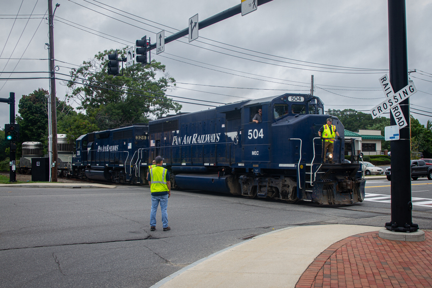 Photo of DODX Train in Kittery