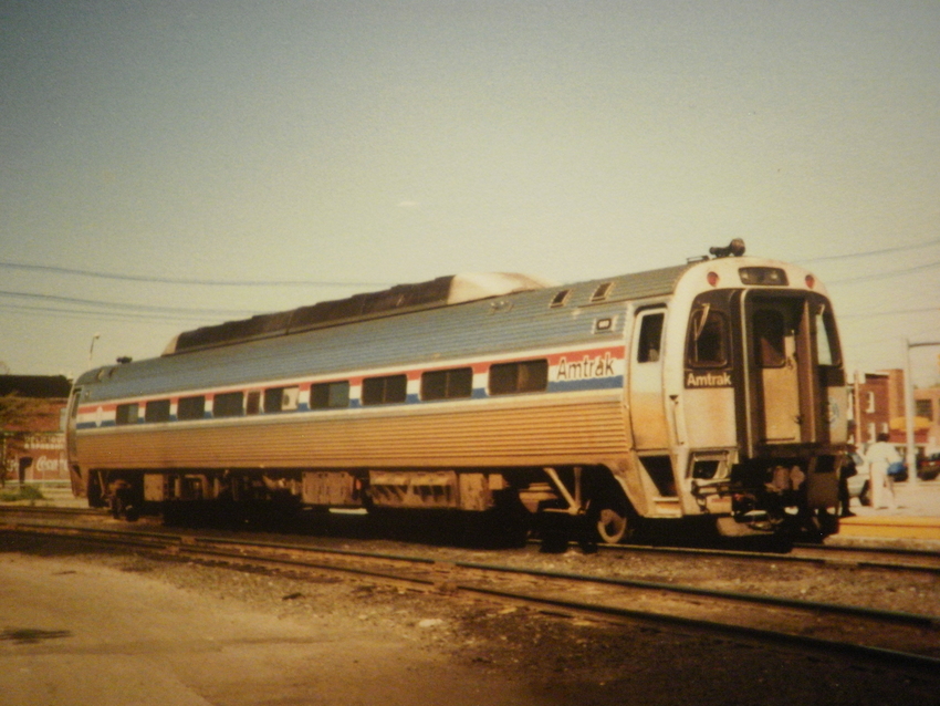 Photo of Amtrak spv 2000 somewhere in CT.