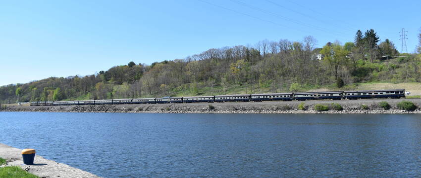 Photo of CSX Office car Special at Lock 10