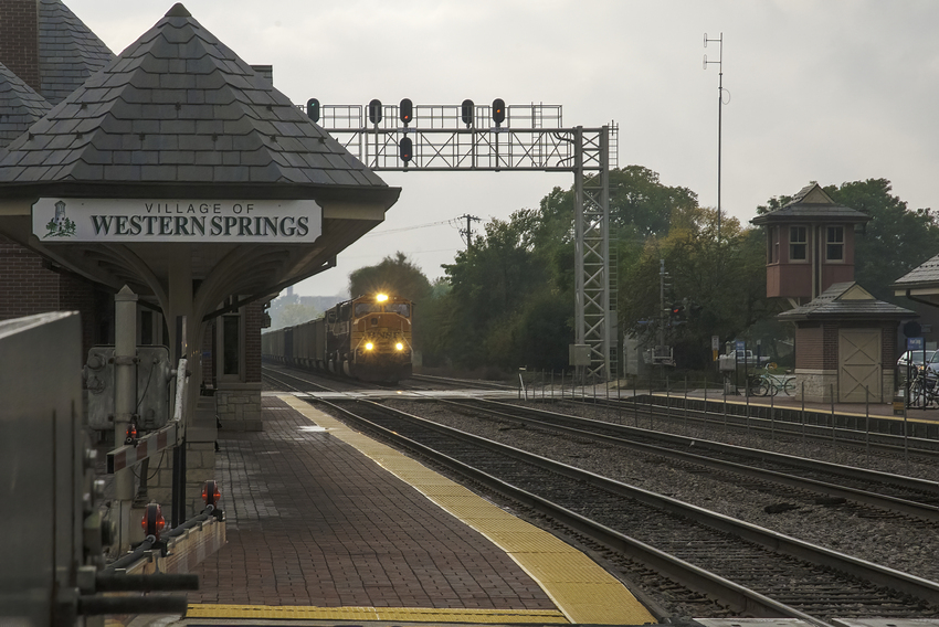 Photo of Eastbound BNSF Coal Train Approaching Western Springs Depot