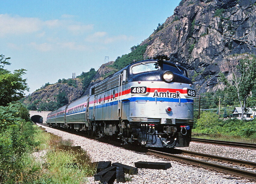Photo of Amtrak @ Cold Spring, NY.