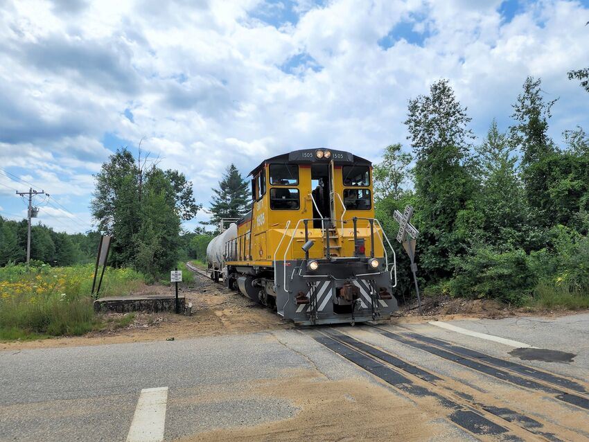 Photo of New England Southern GMTX 1505 at Noyes Road in Tilton