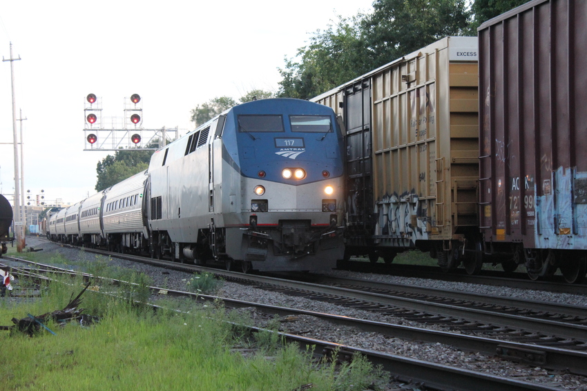 Photo of Amtrak 687