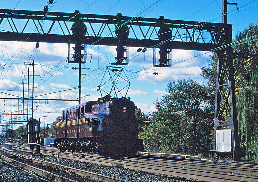 Photo of New Jersey Transit @ Elizabeth, NJ.