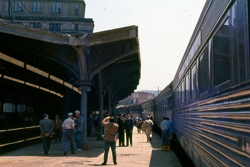 Photo of DL&W Station at Scranton - 1970 - 2