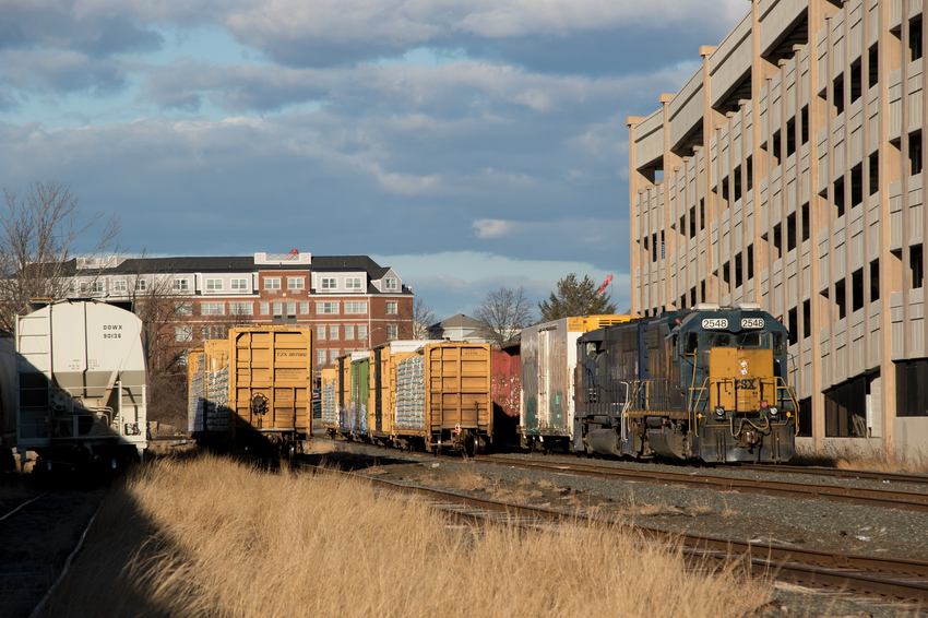 Photo of CSXT 2548 on DO-1 in Portsmouth