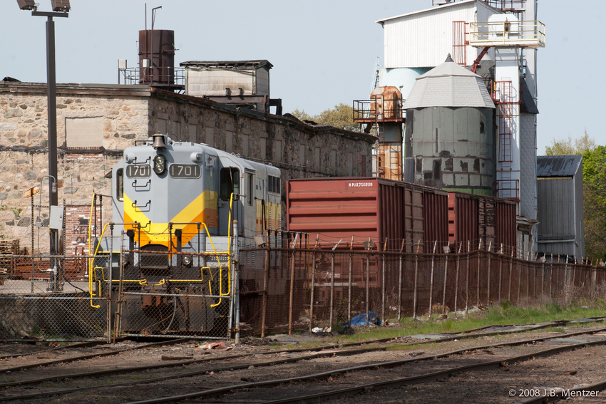 Photo of BCLR 1701 tied down at the Mills GAF Plant.